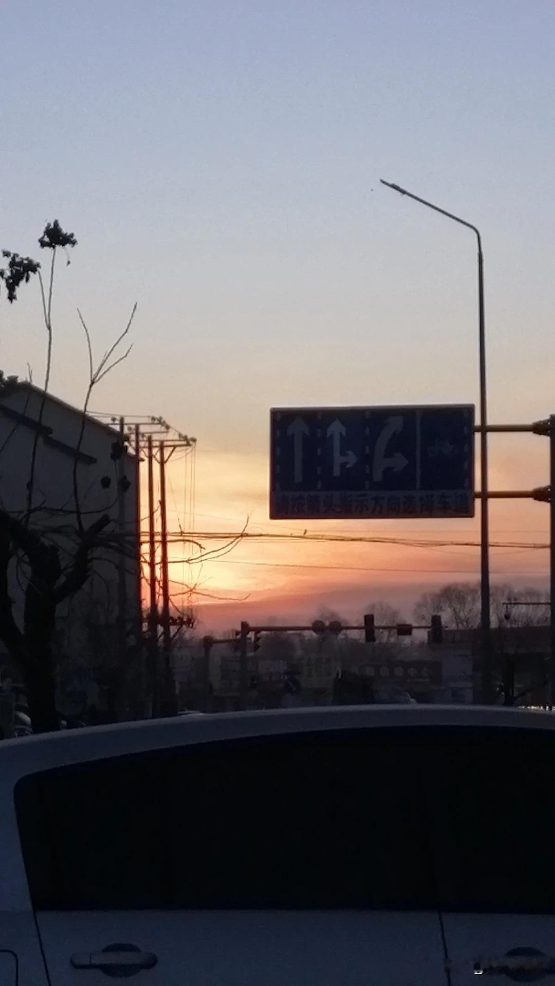 空腹血糖5.5，最近吃甜的东西比较多，身边好几个小糖人，害怕自己血糖高，赶紧测了