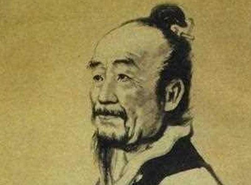 1962年，一名骨瘦如柴的老人蜷缩在上海监狱里，等着刑满释放。没人能想到，眼前这