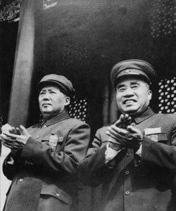 1973年12月21日，毛主席召开中央军委会议，朱德应邀参加。朱德刚一走进会议室