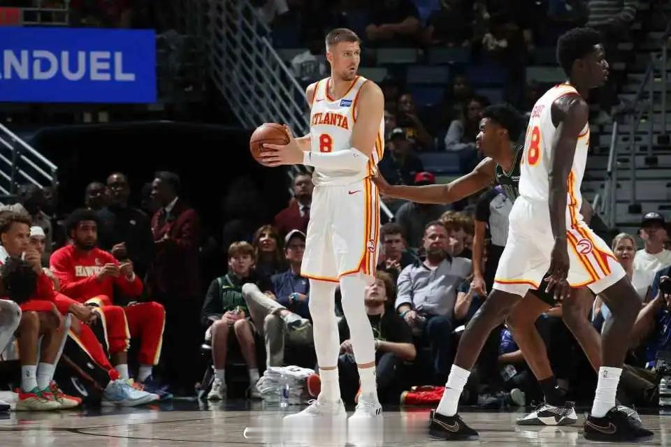 西部倒数第一！鹈鹕惨负老鹰吞9连败 波津29+7杰伦18+11+9 北京时间11