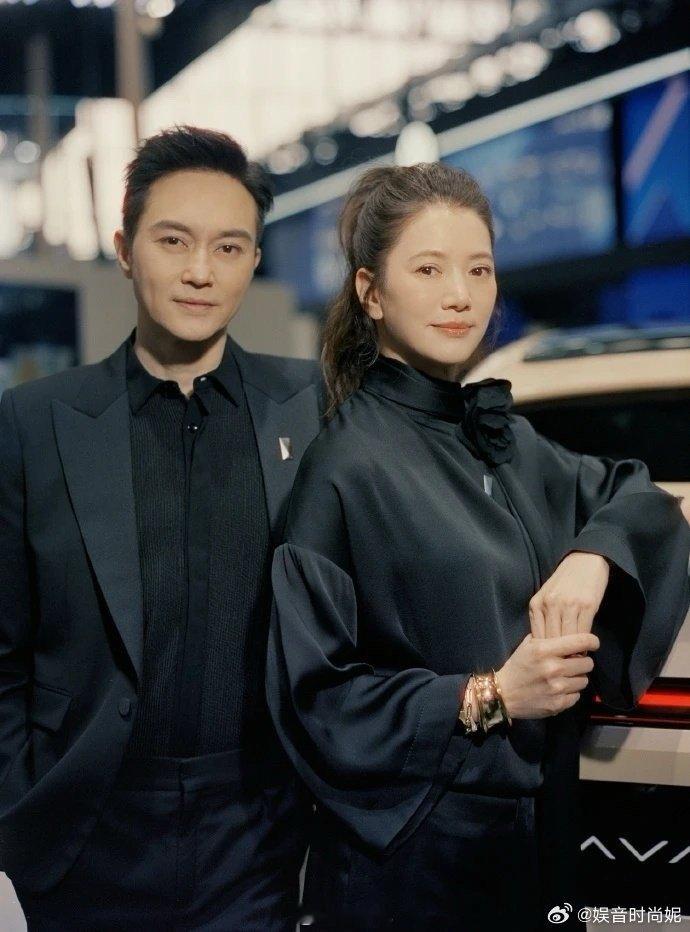 袁咏仪回应复出拍剧，她愿意继续参与剧集拍摄不仅是因为对工作的热爱，也是因为她对表