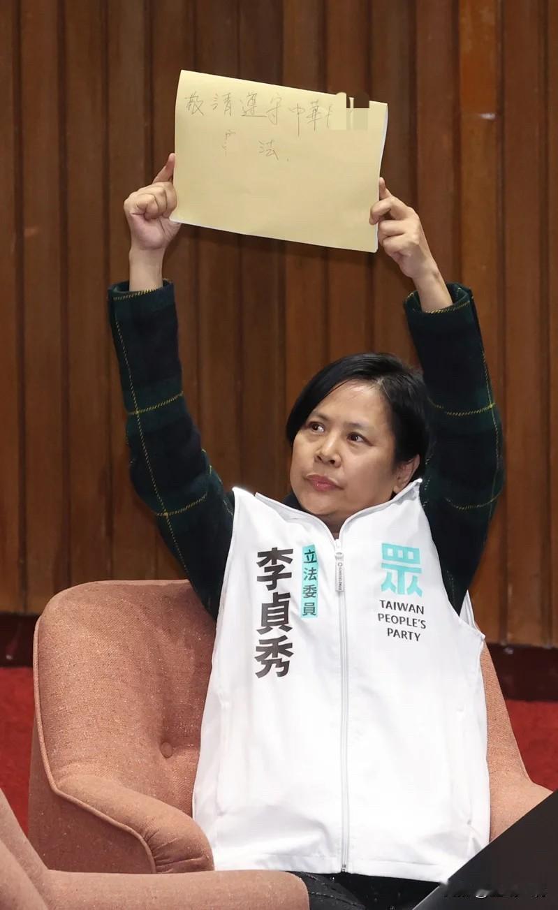 卓荣泰令各部门不提供李贞秀资料　民众党团批：已成现代赵高集团

卓荣泰今（26日