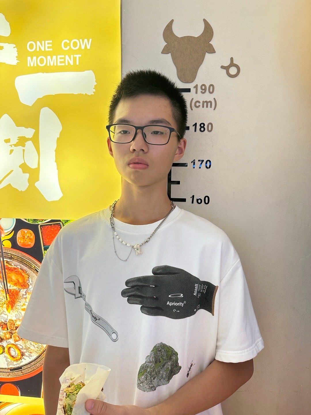 吓鼠了 我弟怎么长这么快 比我矮的小冬瓜长成了我要抬头看他的大高个[傻眼][傻眼