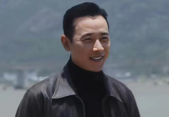 《乌云之上》：钟伟不是遇害就是被囚禁了！