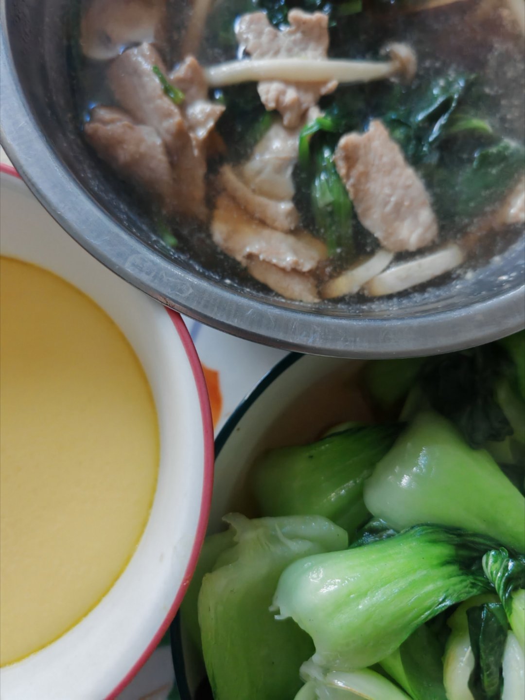 午餐  被你们的蒸蛋馋到，我也想吃了[舔屏]你们吃什么今天 