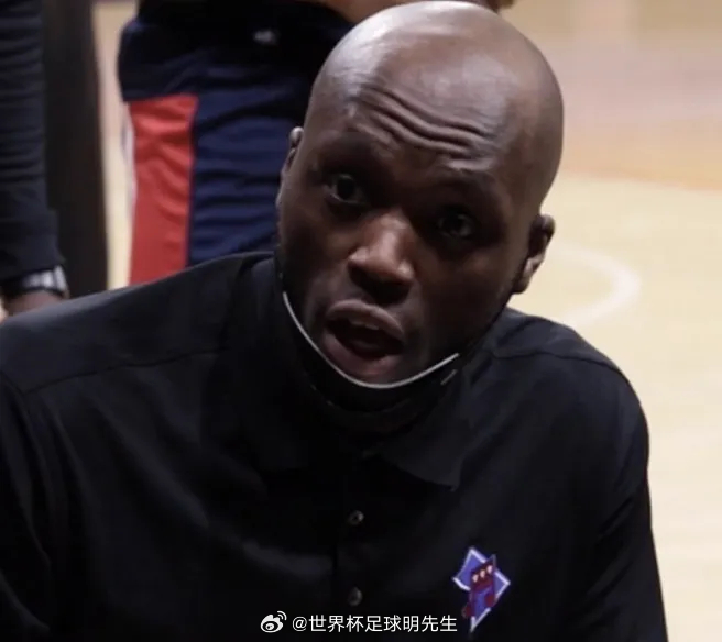 据NBA名记Haynes最新报道，波特兰开拓者正积极推进新任主教练的遴选工作。在