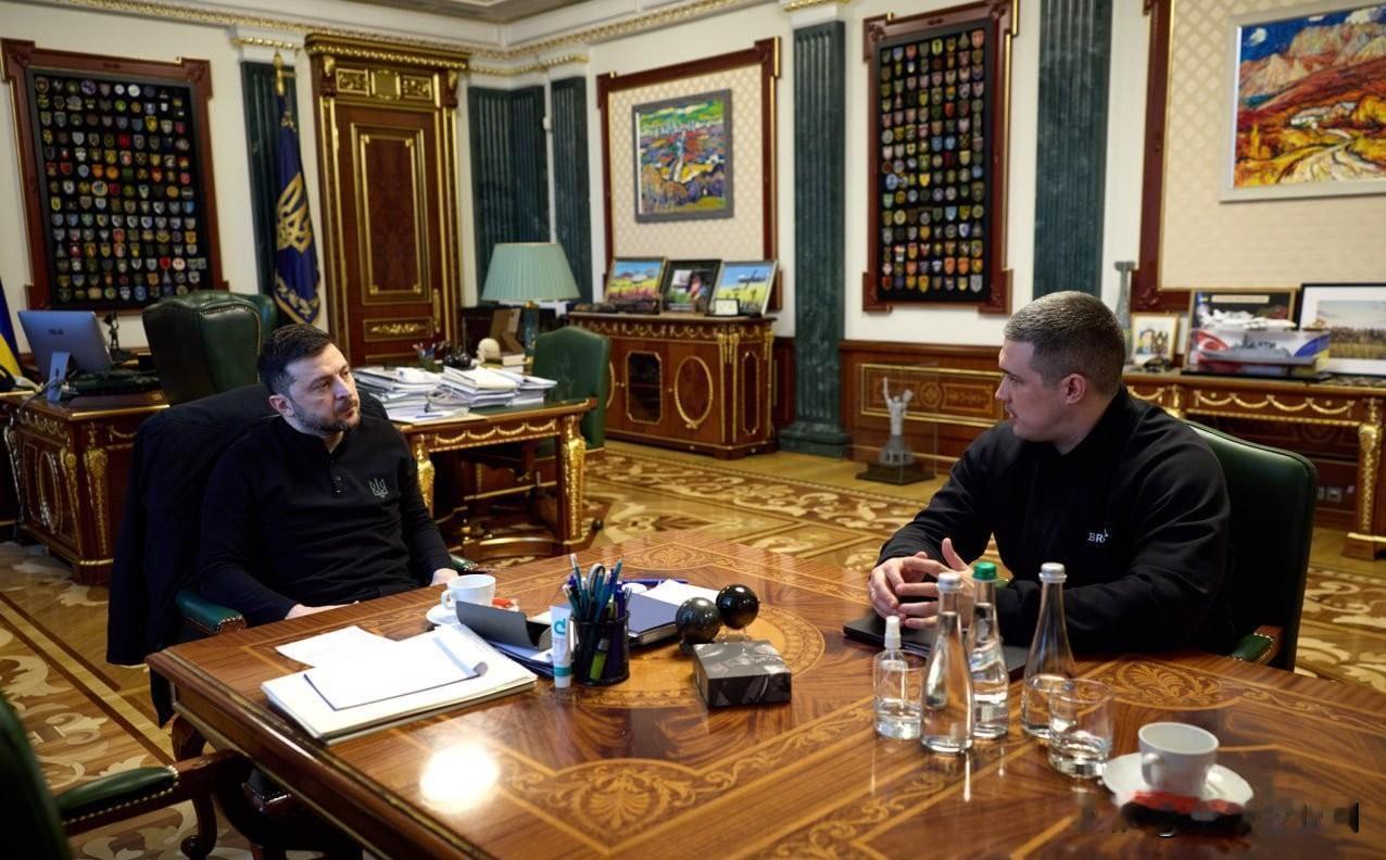 ❗️据《乌克兰真理报》消息人士透露，米哈伊尔·费多罗夫是乌克兰总统办公厅主任一职