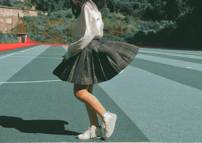 据人民日报消息这些都是长寿密码
腿粗、屁股大、微胖身材，这些被嫌弃的“身材缺点”