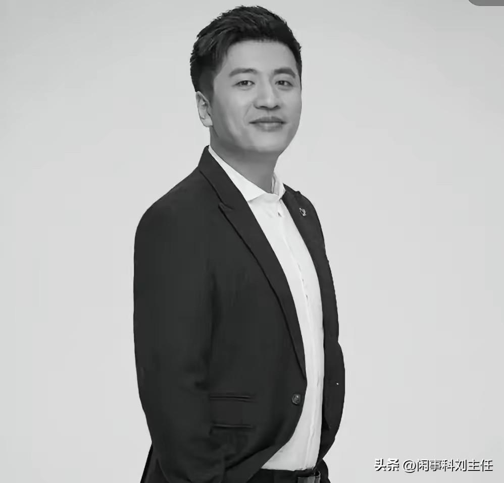 张雪峰老师的突然离世，真的让人不能释怀，年纪轻轻太可惜了，他帮助了多少平凡家庭的