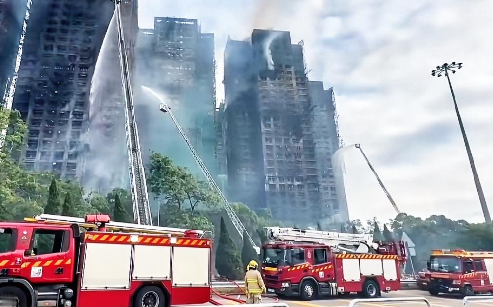 香港这场大火给所有人都提了个醒！ 

第一个，买楼房尽量不要买超高层，除非是那种