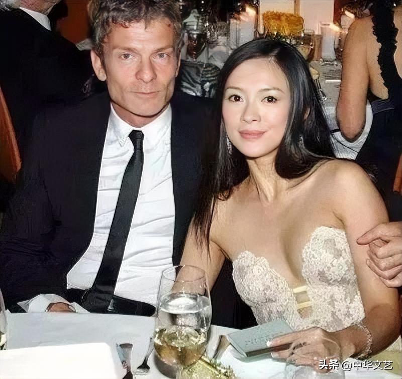 这是章子怡所有前男友当中最帅的一个，论财力汪峰远远不及他，论长相和身体条件，撒贝