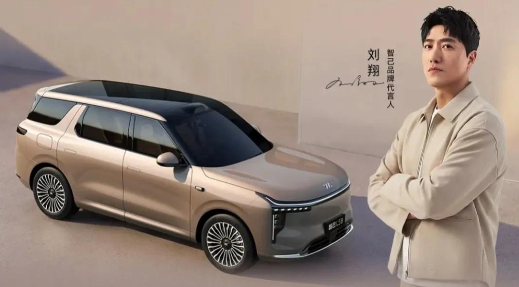 中国六大国有车企：
1、一汽——央企，品牌：红旗，天工；
2、长安——央企，品牌