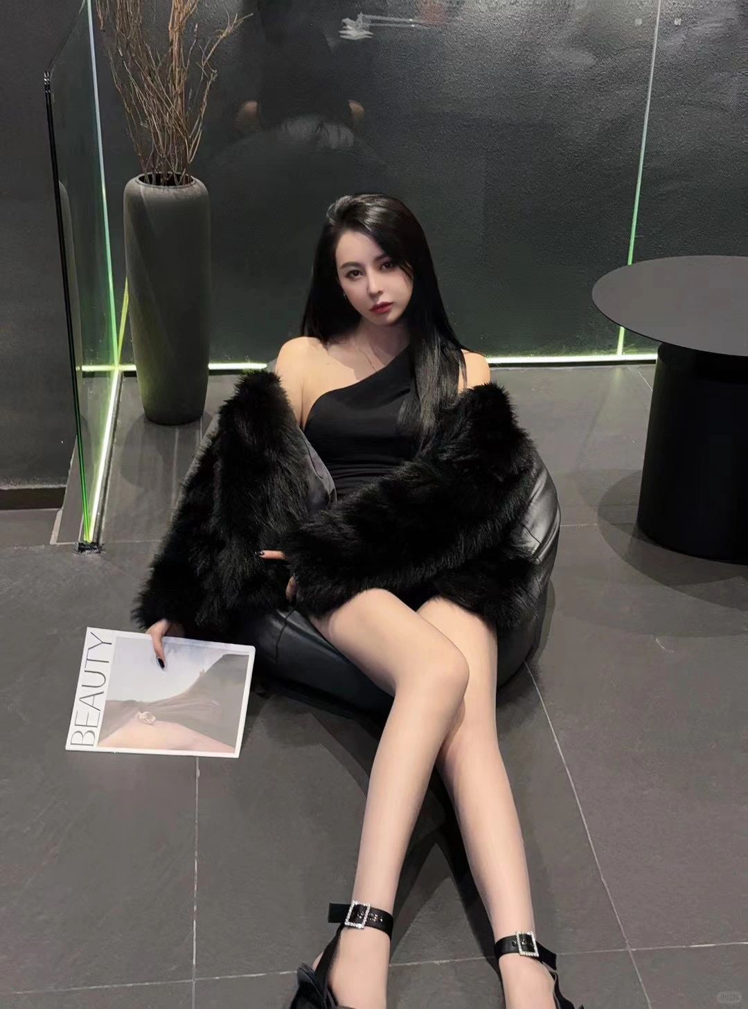 迷路了？来姐姐身旁怎么样？