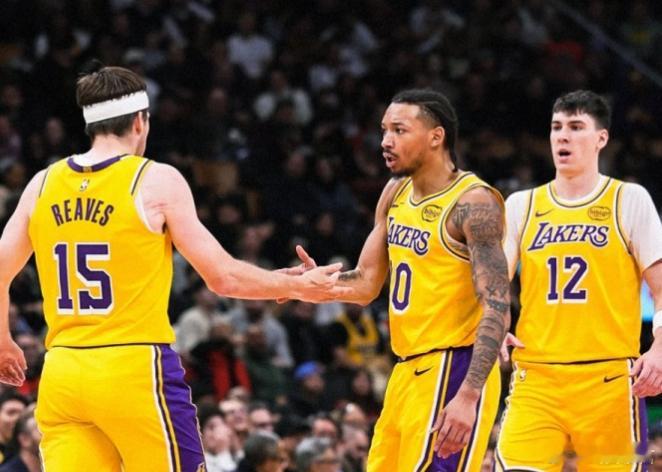 12月5日讯 今日，湖人123-120客场险胜猛龙。据统计，本赛季在进入关键时刻