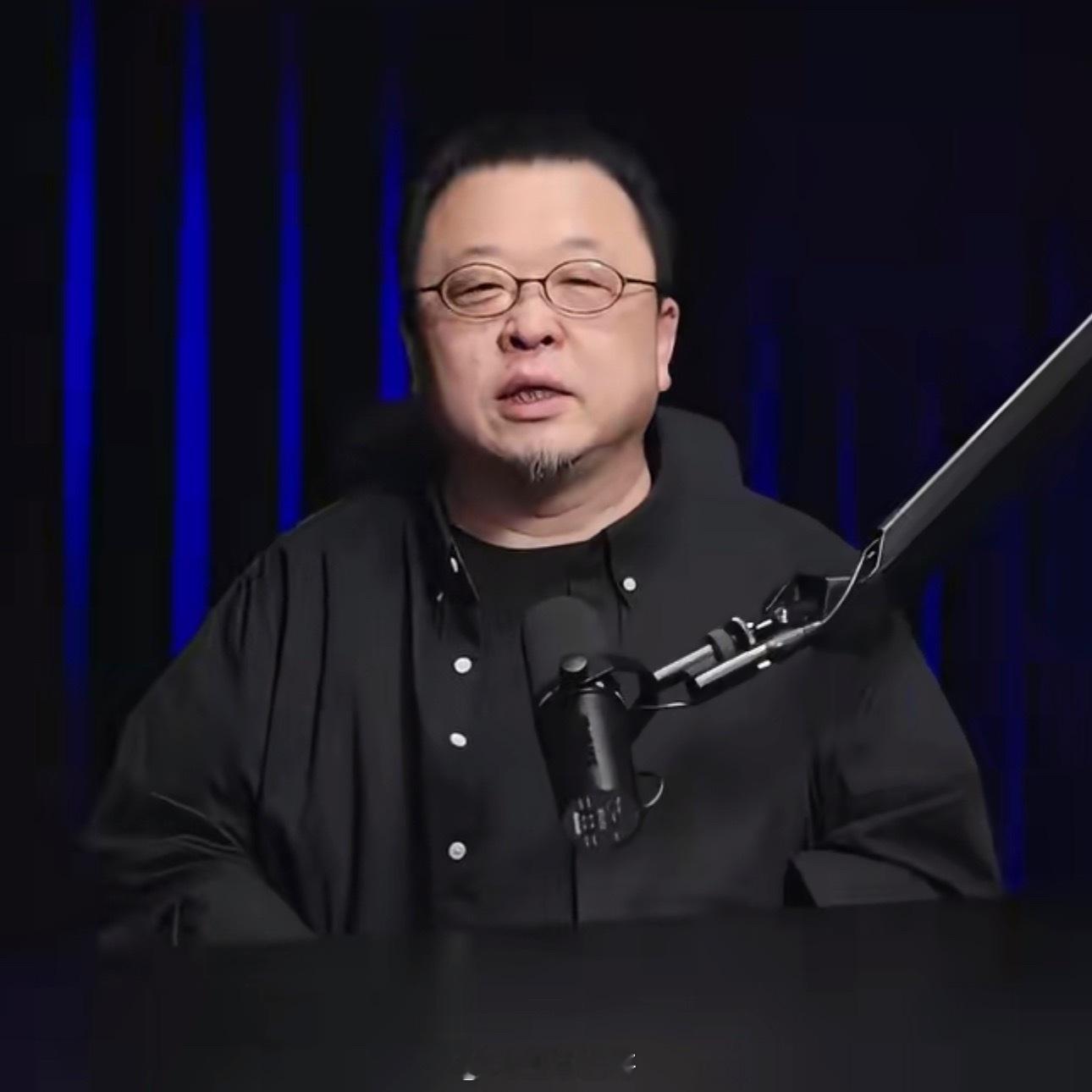 罗永浩谈论重新出山造手机什么？这应该是我2025年最震惊的事情，罗永浩居然还要造