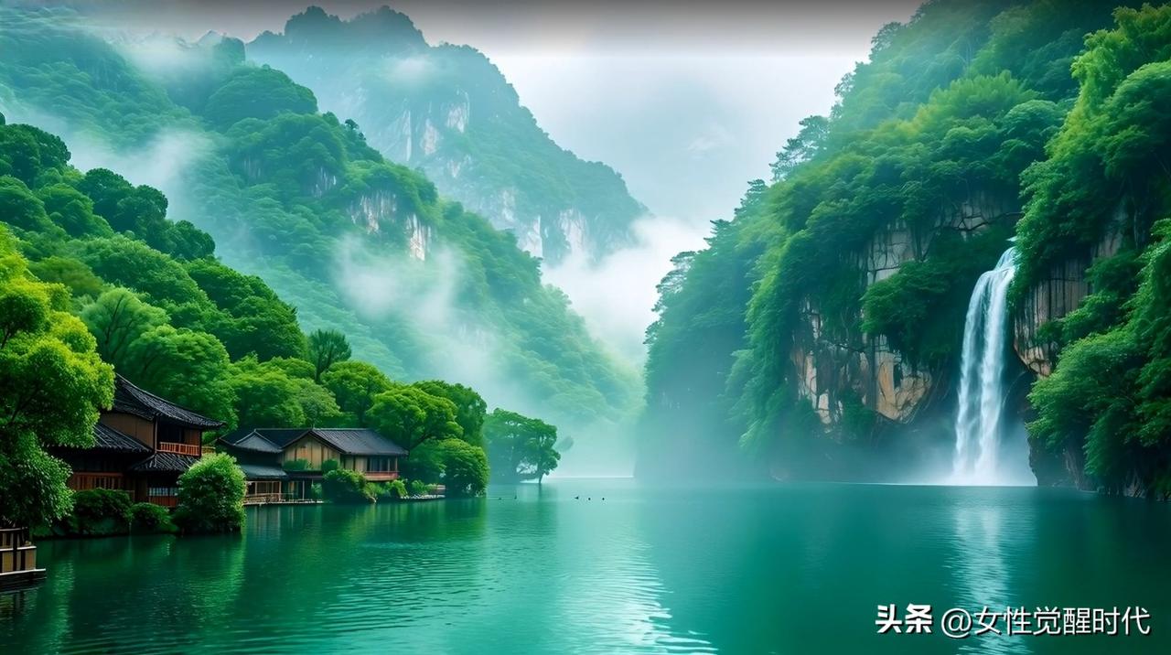 想晚年活得有尊严，
记住这5句话：


第一，
房子是你的窝，不是儿女的仓库。