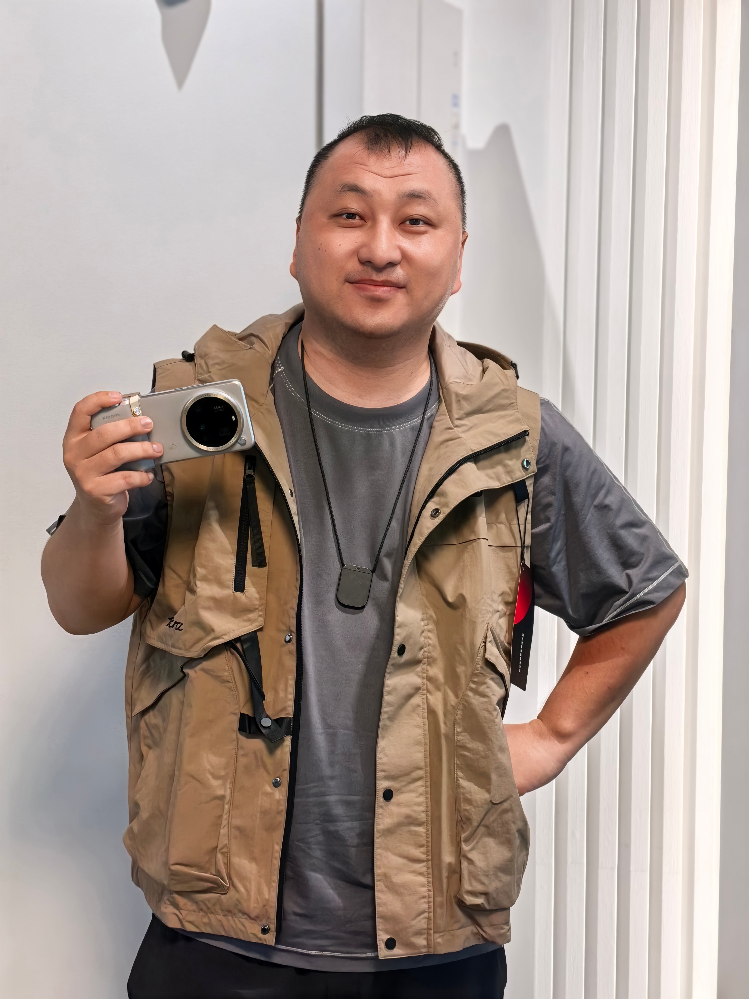 好起来了，一会发个米粉的采访，给大家抽一件雷总同款马甲，全新仅试穿数码雷军 猫哥