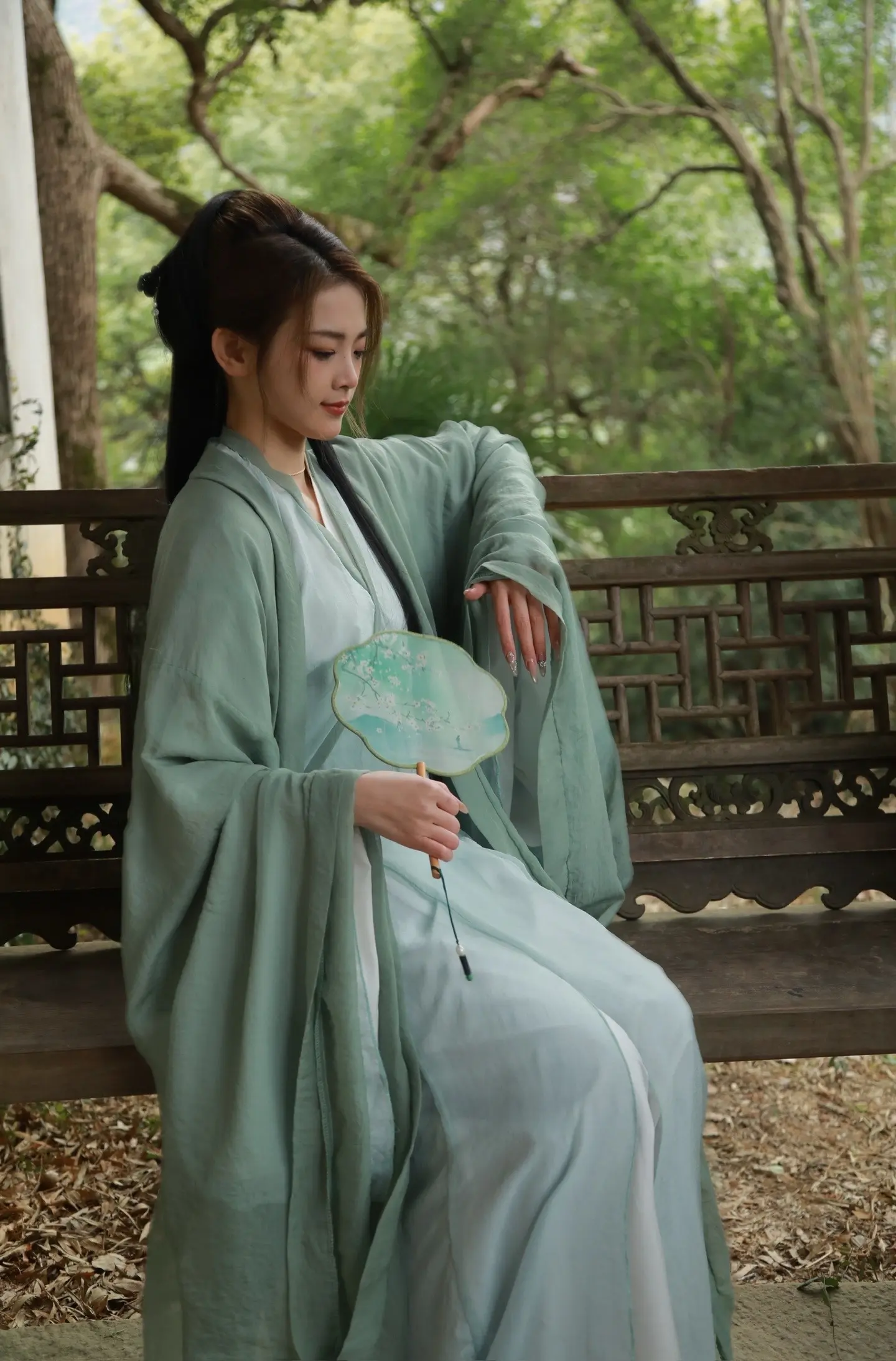 小女子不才。未得公子青睐