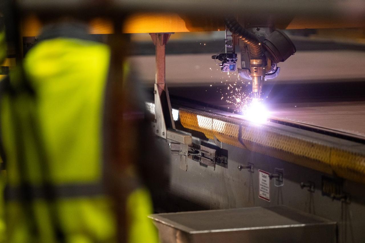 英国船厂热火朝天，31型护卫舰4号舰HMS Bulldog”斗牛犬“号（F09）