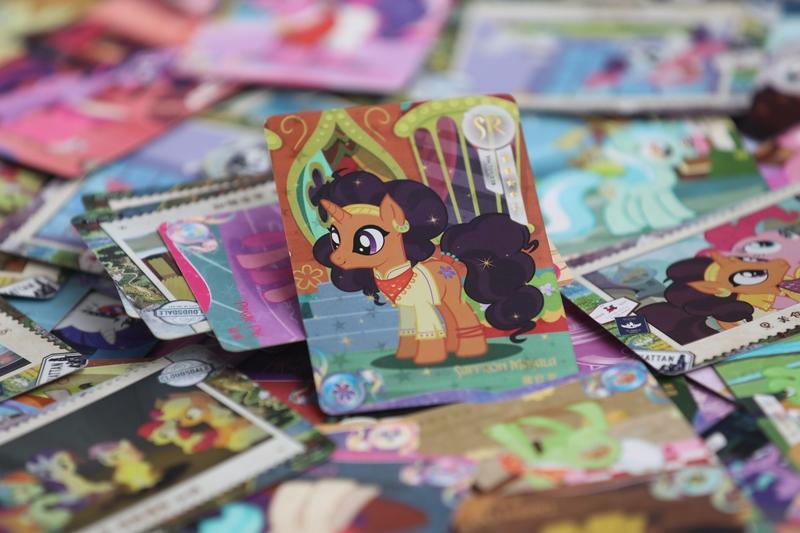 天南地北过年期间，“集卡领红包”活动那叫一个热闹。以前支付宝集五福、抖音快手集卡