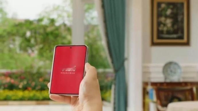 华为PuraXMax来了 是的是的为了对标苹果三星所以 Max 来了就我个人而言