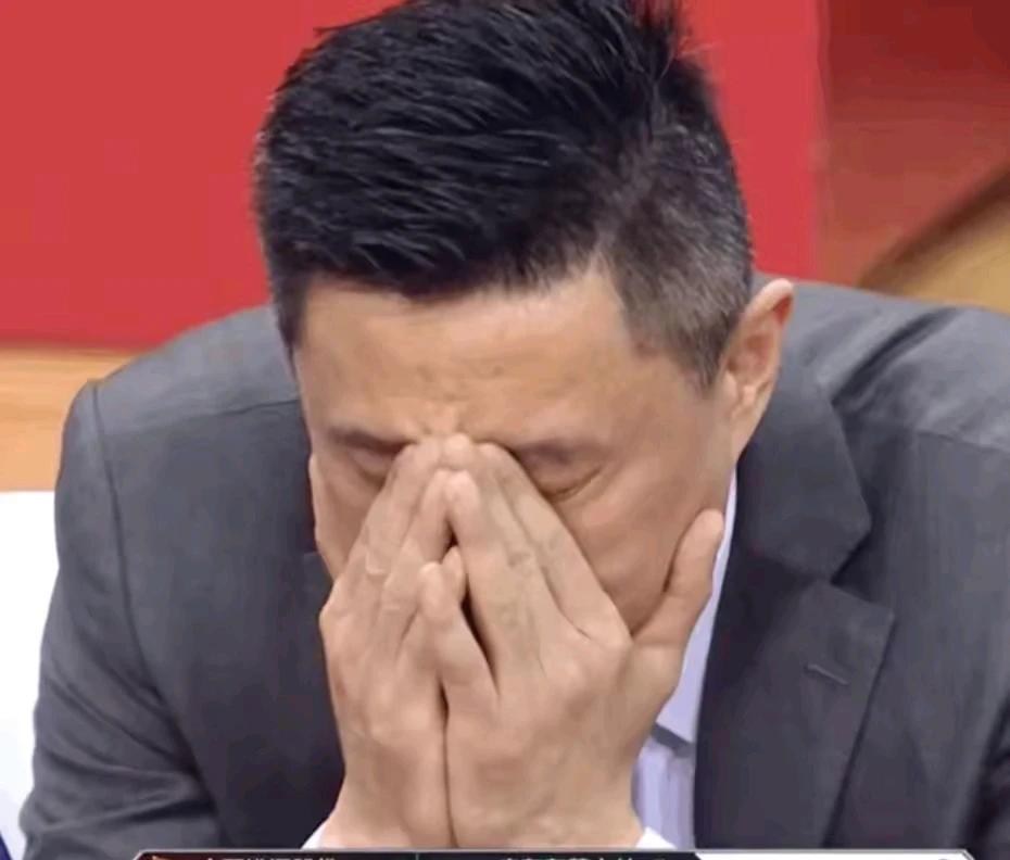 杜锋避免禁赛，广东6打5逃过一劫！CBA违背规则，高抬贵手放了他，杜锋你不要做过