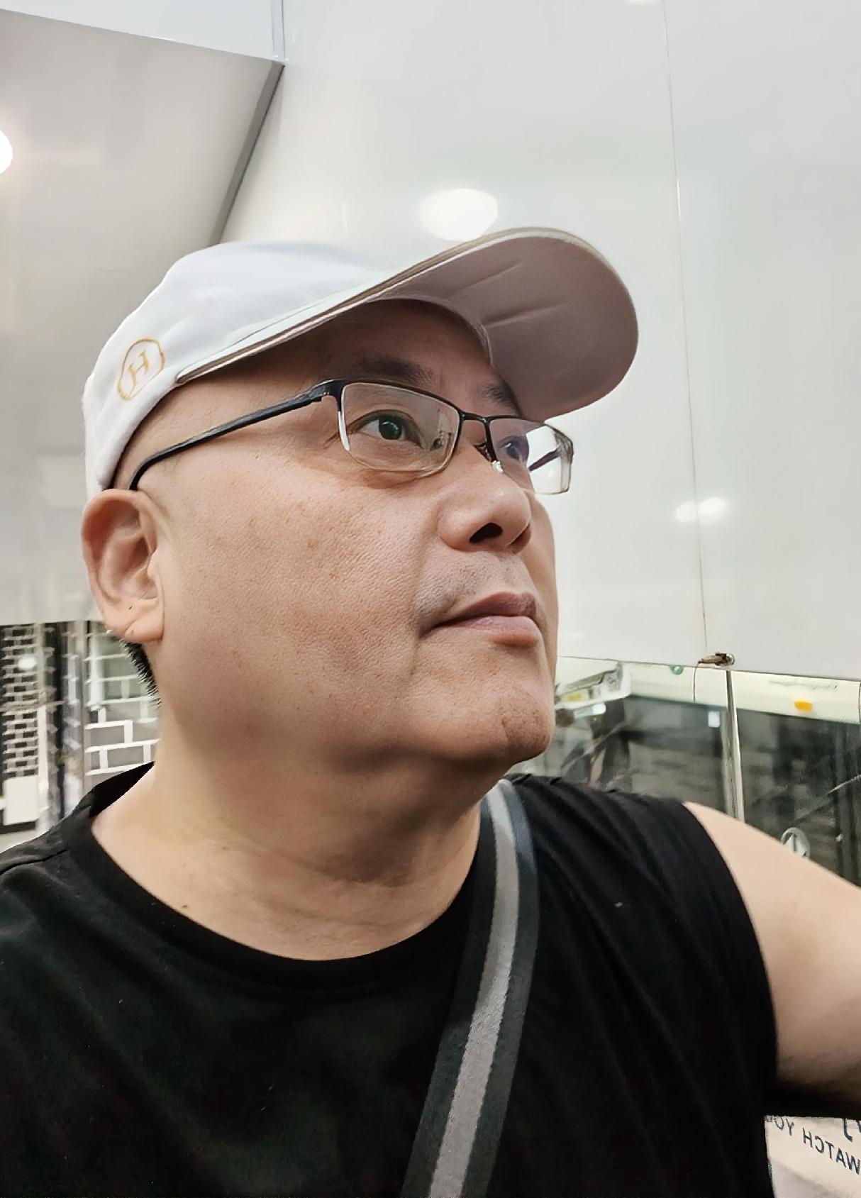 又快到中秋，国庆了，很多关心我的人都问，

老王，你这个“双节”怎么过啊？

一