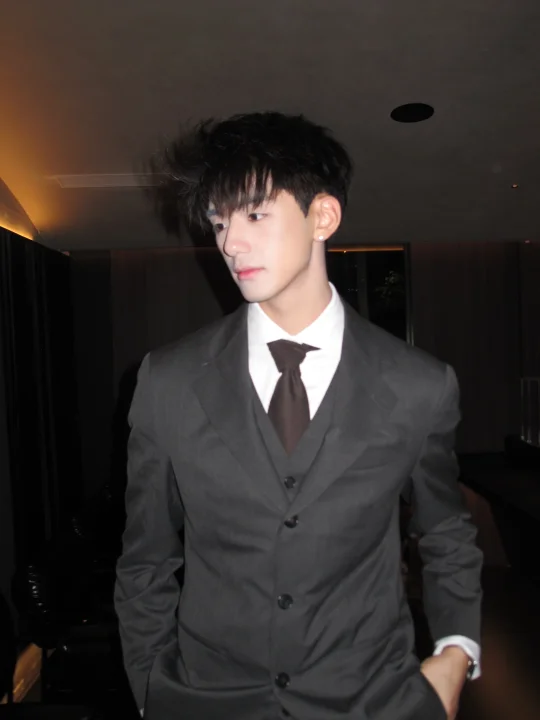 🤵