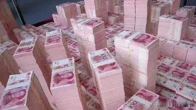 外资巨头们终于发现了一个全球独一份的“新玩法”：在中国借钱，去全球花。

瑞银（