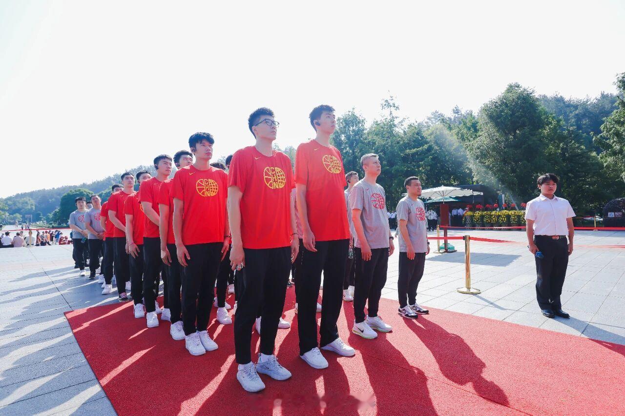 中国男篮将于6月3-4日晚19:30在长沙中南大学体育馆与塞尔维亚KK FMP俱