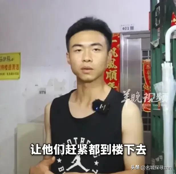 “00 后” 小伙王謇睿刚刚结束2年部队生活，风尘仆仆抵达深圳的家，没想到仅4个