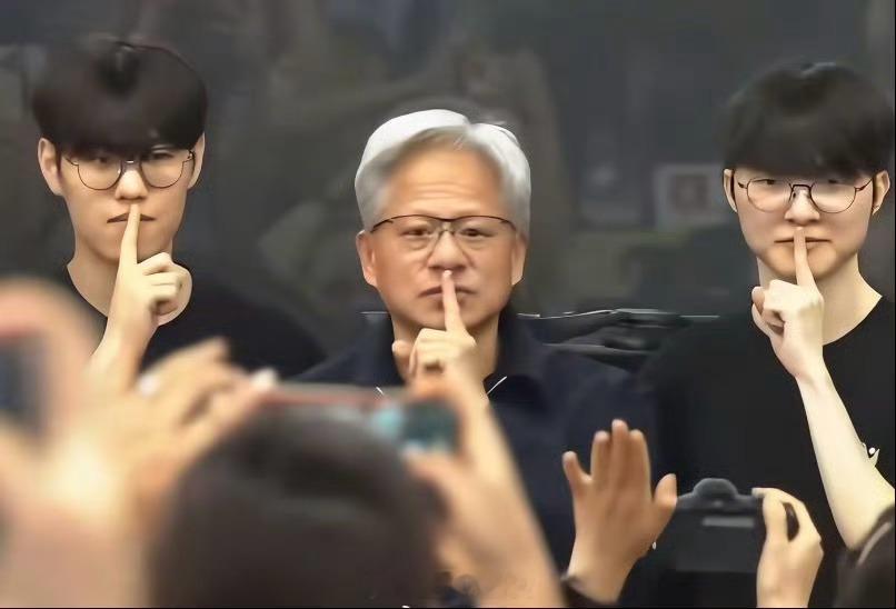 Faker送黄仁勋签名队服黄仁勋会见Faker，复刻经典手势