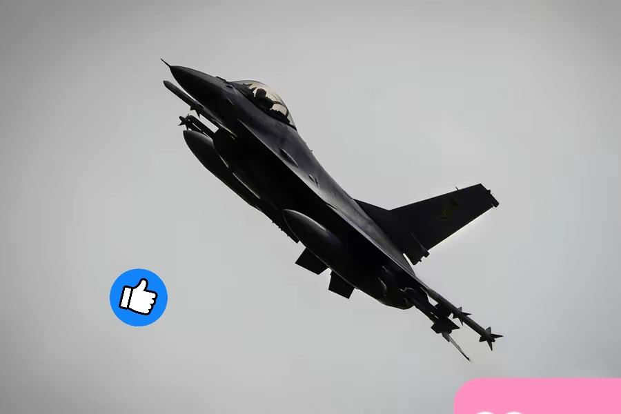 再说说俄军手里的武器吧。这次立下战功的S-300，可不是什么新鲜玩意儿。它是个上