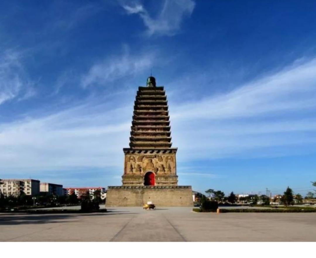 各位历史迷、段子爱好者，今天咱们来聊聊一段“失控”的后燕政局——那位“悲剧英雄”