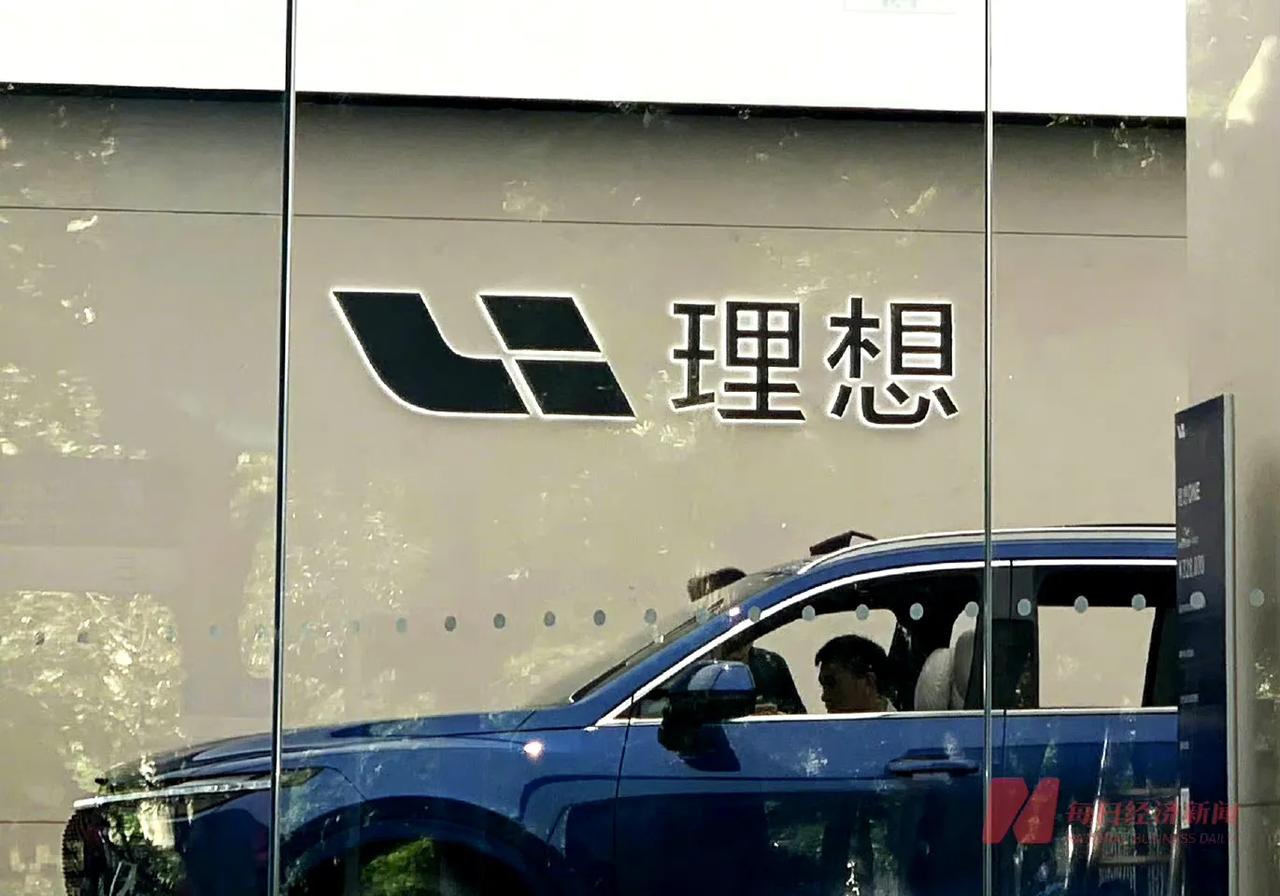 获头部车企认可，跨行也挡不住华为前行的脚步。果然，华为加持的问界汽车，不断增长的