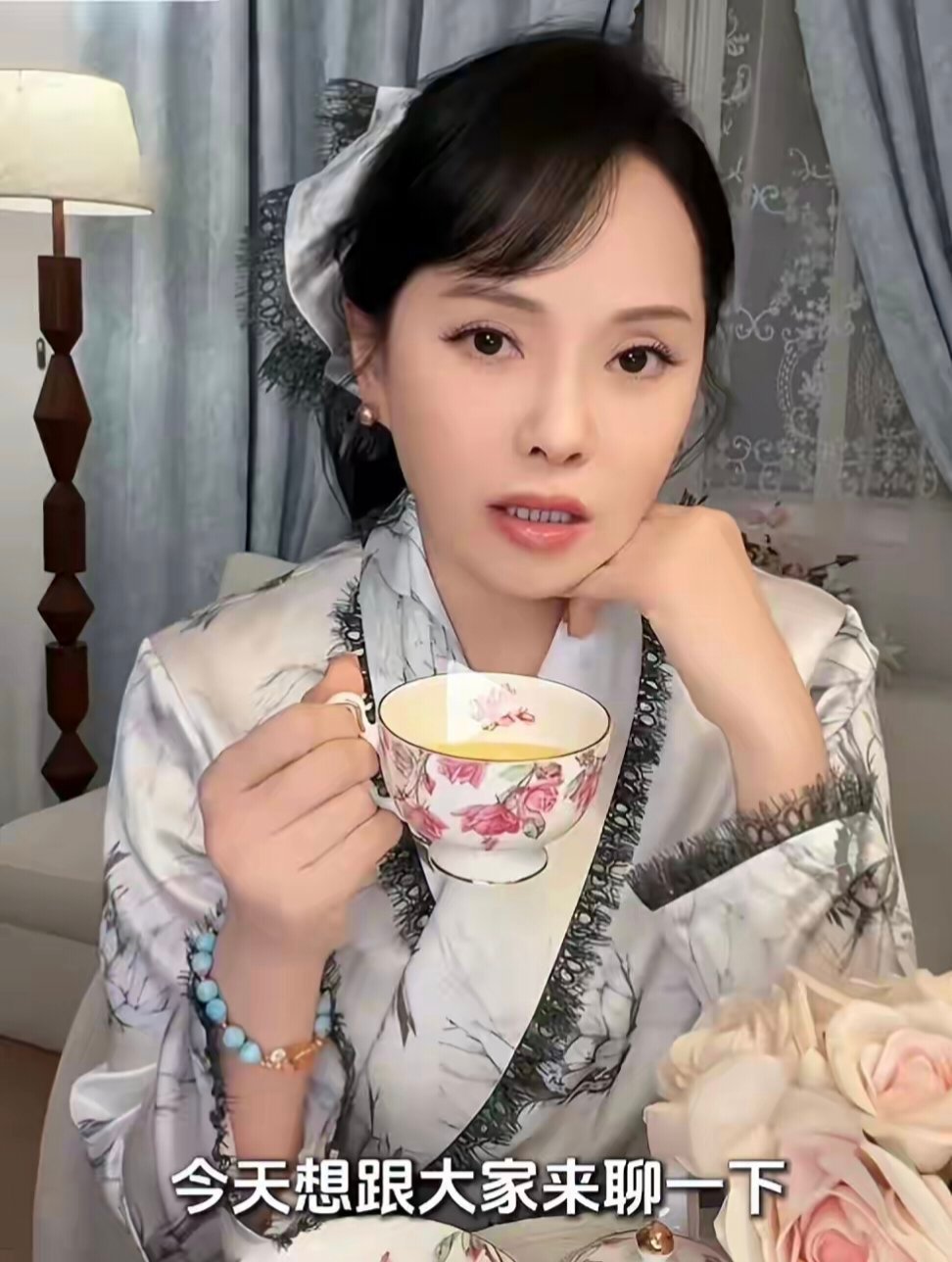 哈林一句话封死，直言不会和前妻伊能静合体，此前儿子恩利就直接表态这事完全没可能，