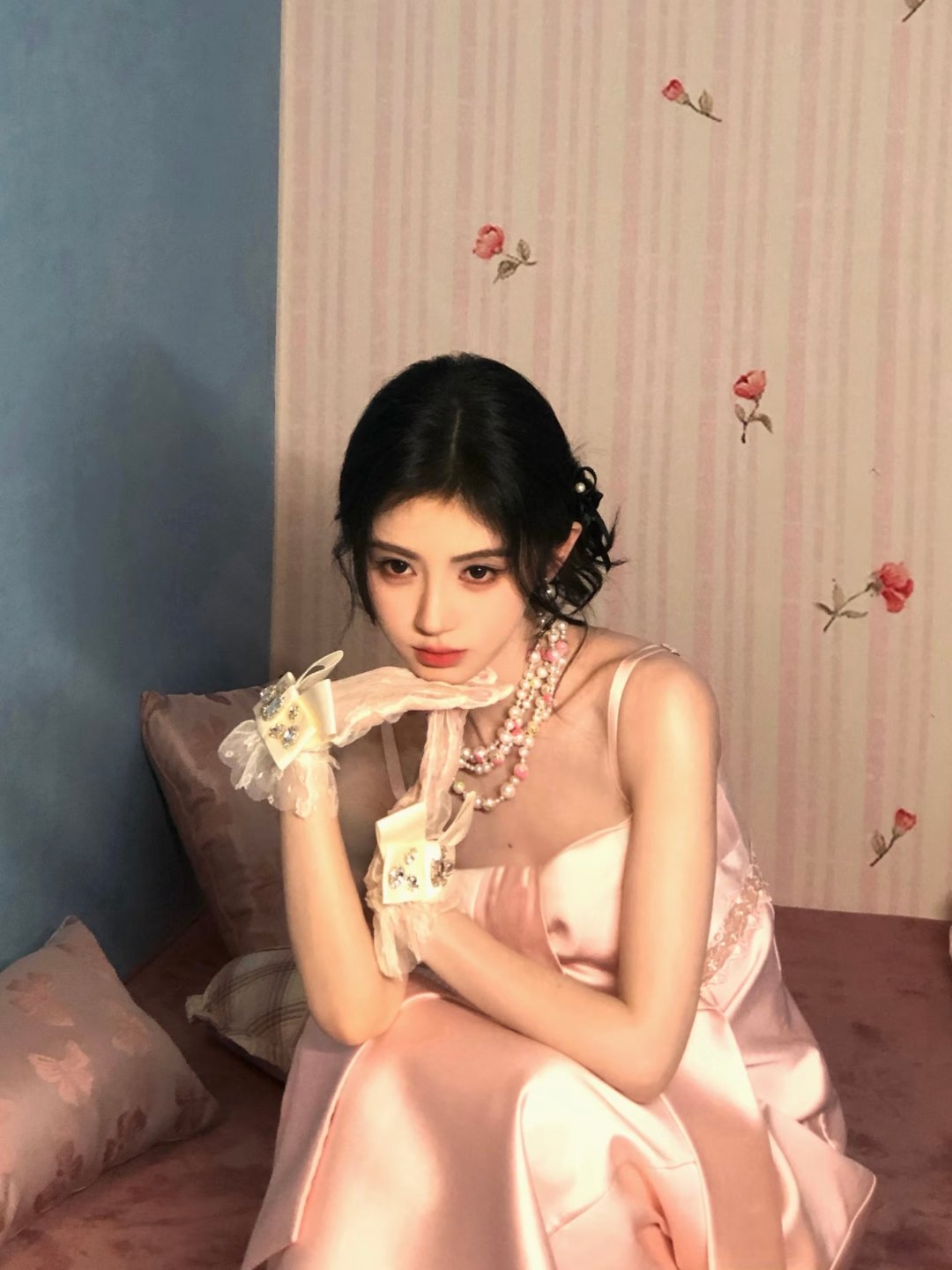 jjy鞠婧祎jjy 鞠婧祎露芜衣 jjy点朱砂青丝白发我自清唱出后庭花