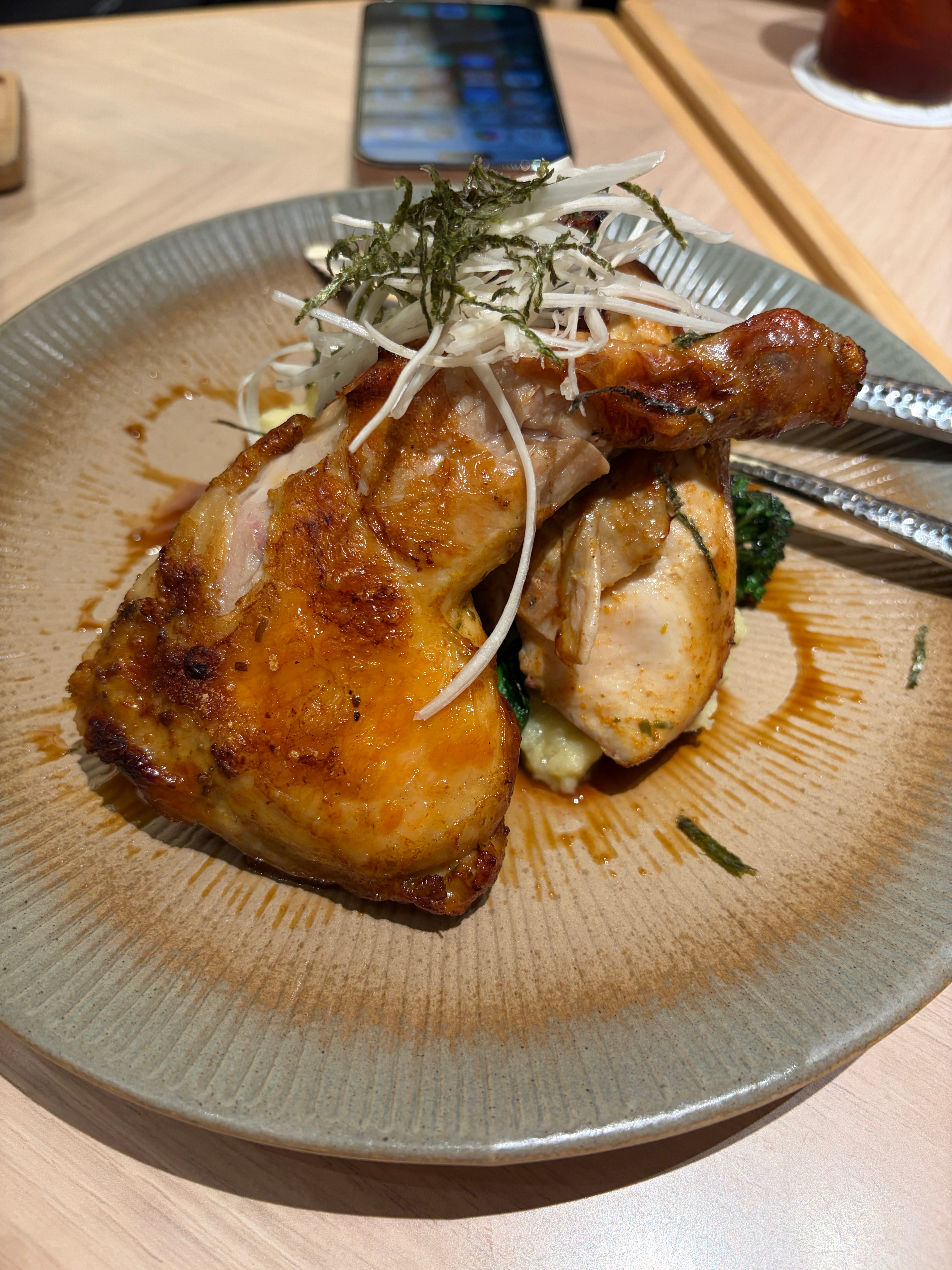 香港就是欲望都市，回了回了，后会有期。 