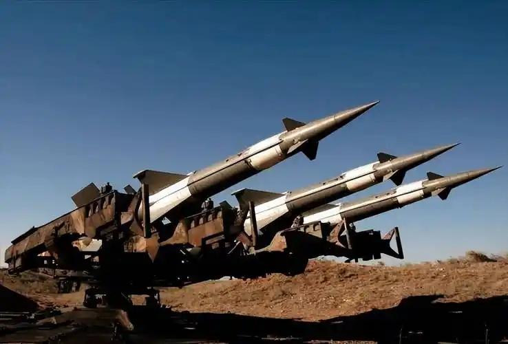 以色列打巴勒斯坦，没人帮。以色列打黎巴嫩，没人帮。以色列打胡塞，没人帮。以色列打