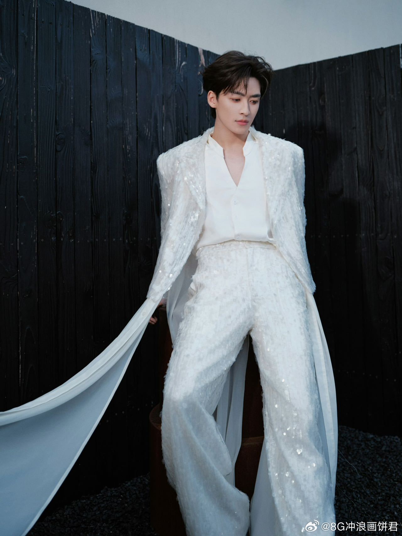 何洛洛大夫我的心好不舒服 宋医师这个称呼从今天起我记住了。何洛洛的古装也太对味了