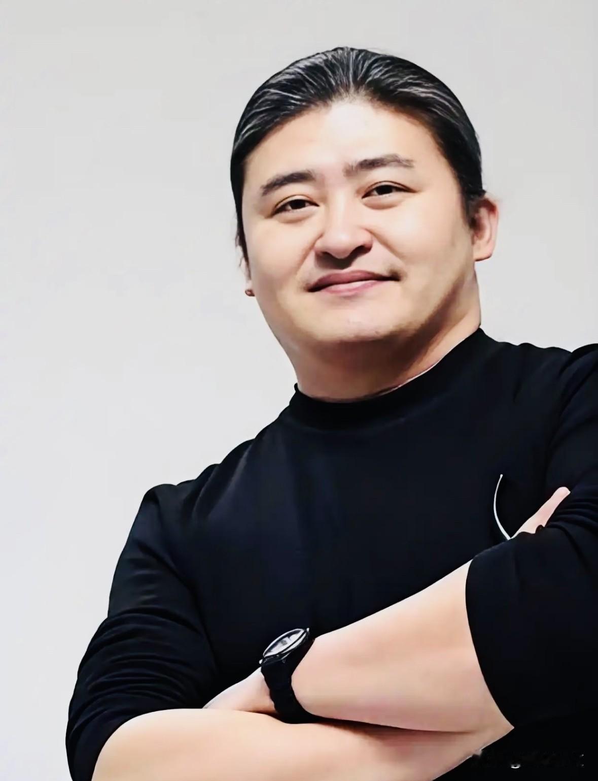 二宝碎碎念：一代艺术家刘欢走了，他不是死于折腾，也不是死于贫穷
刘欢走了，留下的