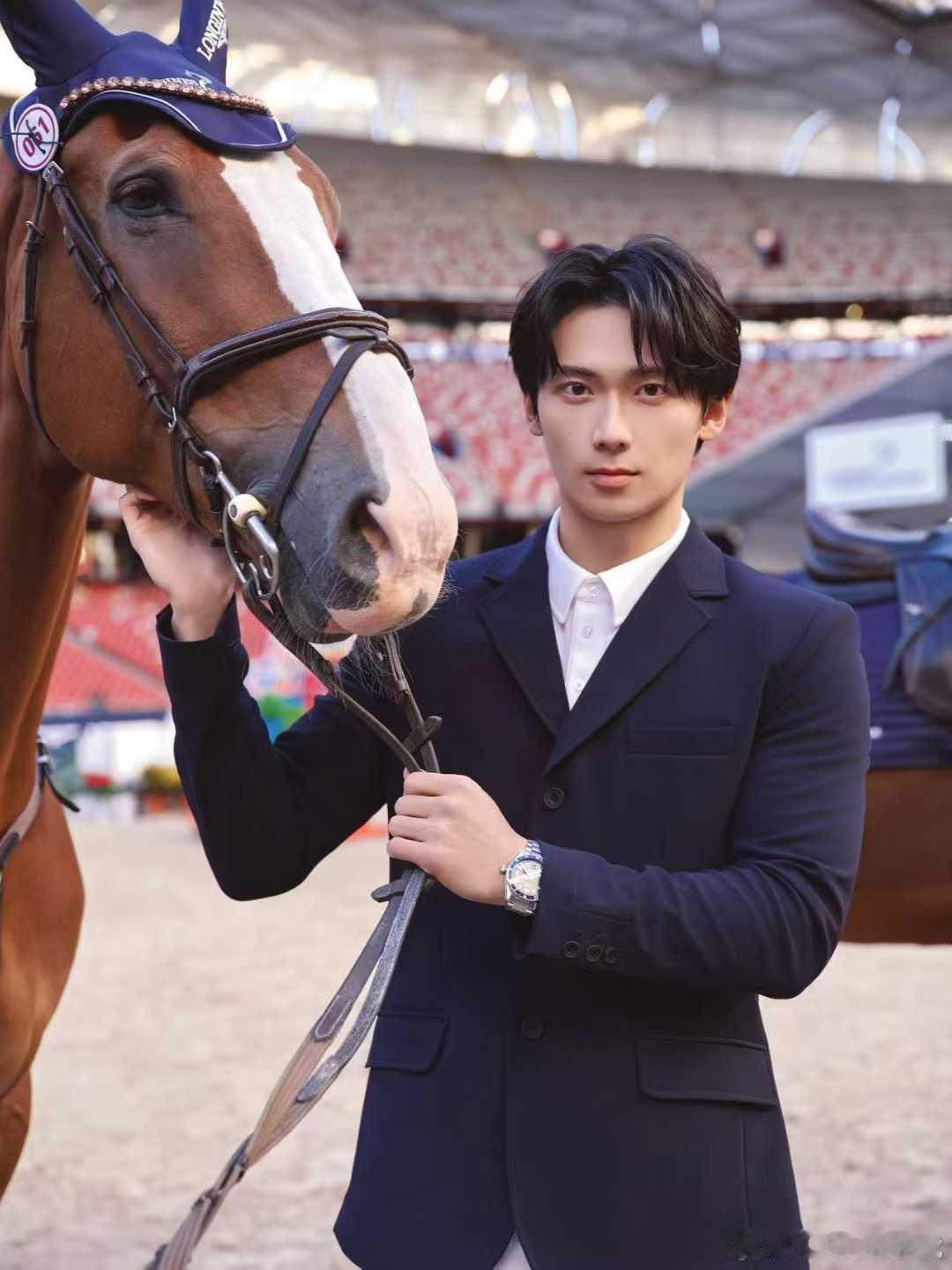 吴汉坤浪琴表北京马术大师赛 破风而行🐎欣赏跃动诗篇先锋精神⌚️定格腾跃时刻 ​