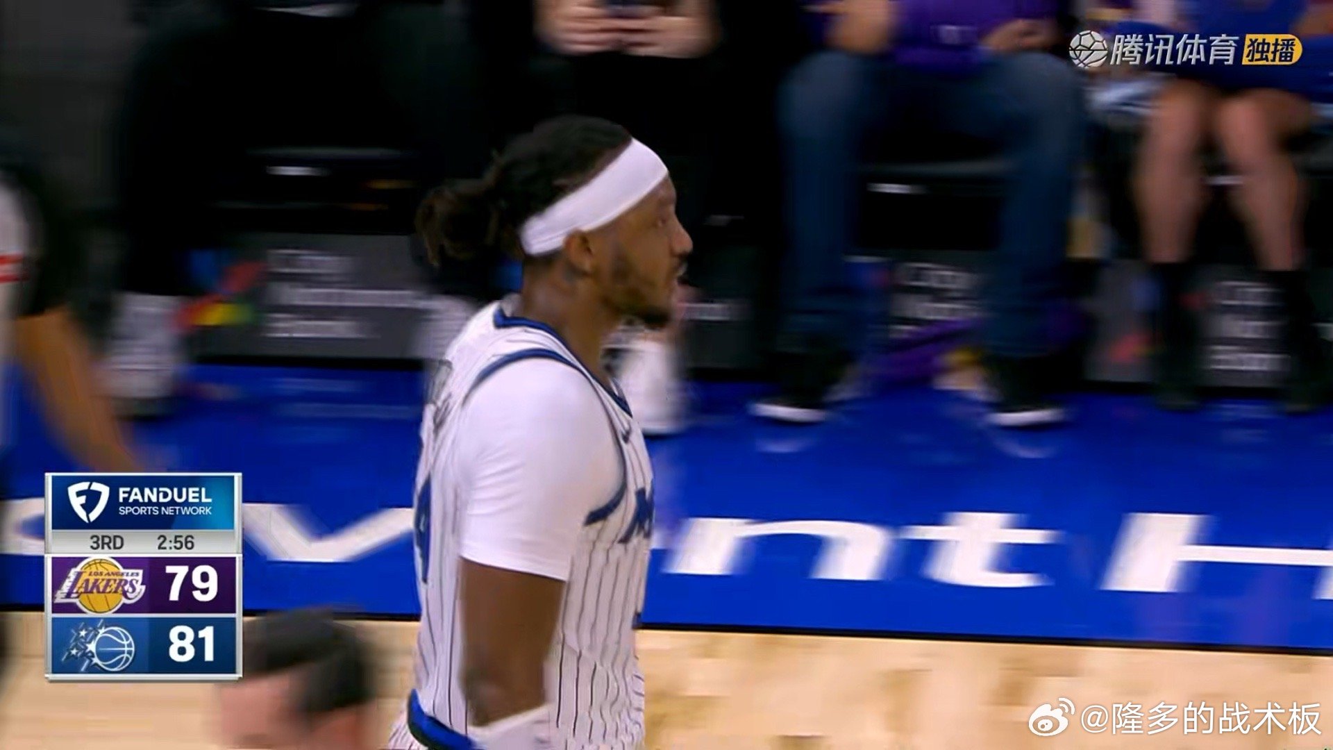 湖人79-81魔术进入暂停，卡特掌控内线湖人vs魔术