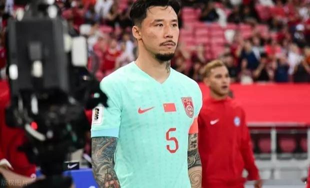 日前，国足2比2战平新加坡之后，让身为队长的张琳芃心灰意冷。张琳芃赛后直接表示他