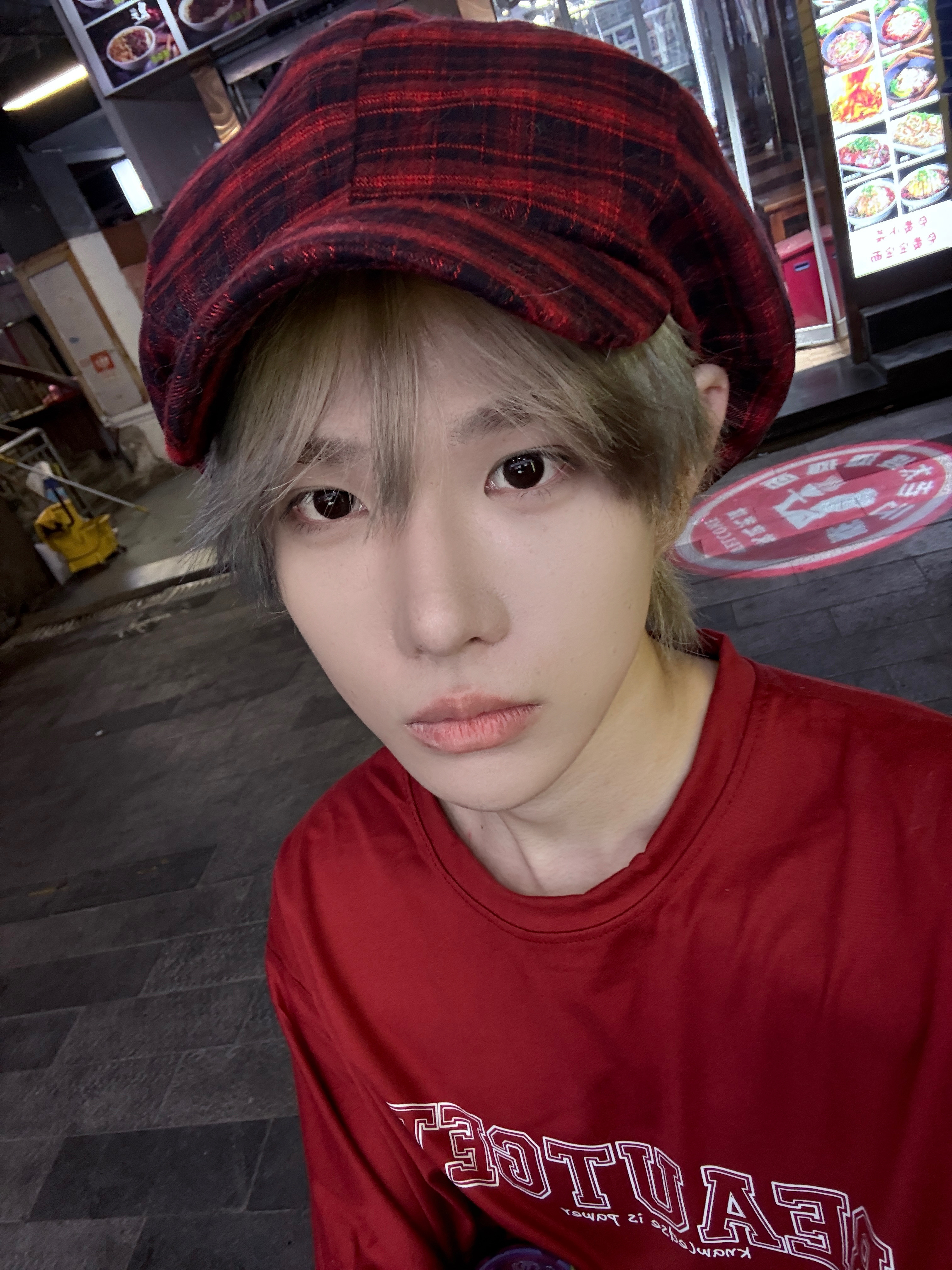 淡妆出门特别酥服 能懂吗 