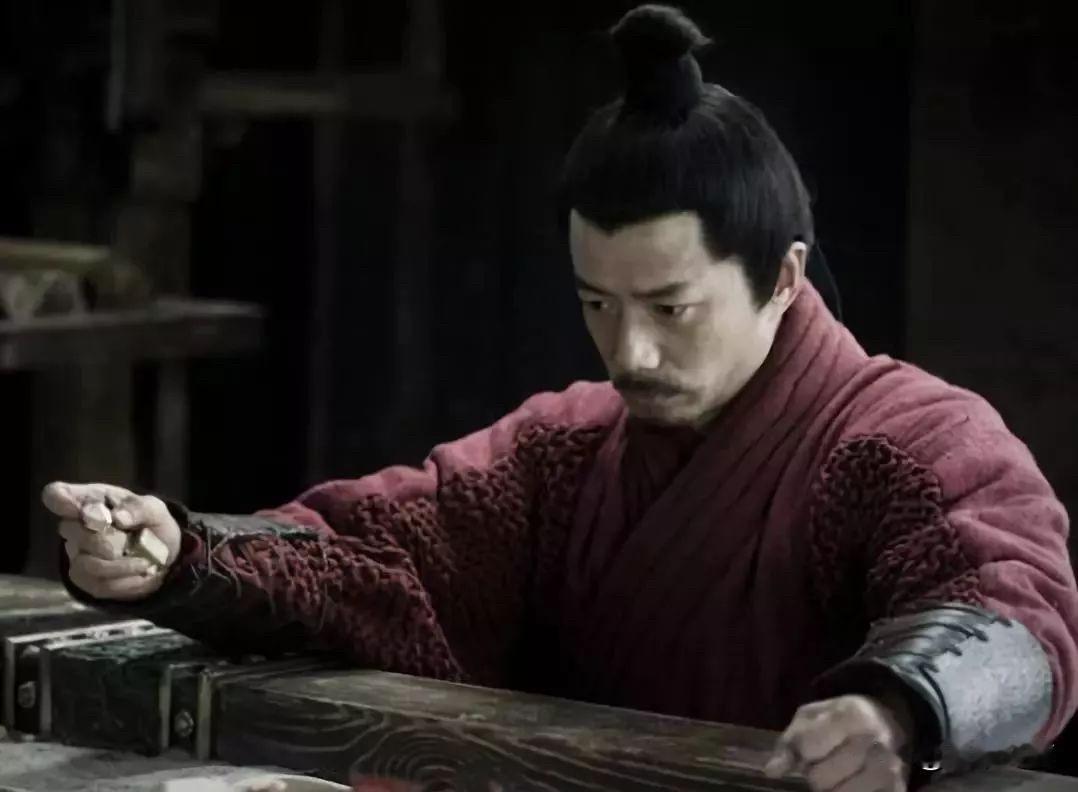 韩信一辈子没输过？
看完这三个细节，
你可能要重新看他

韩信打了一辈子仗，从没