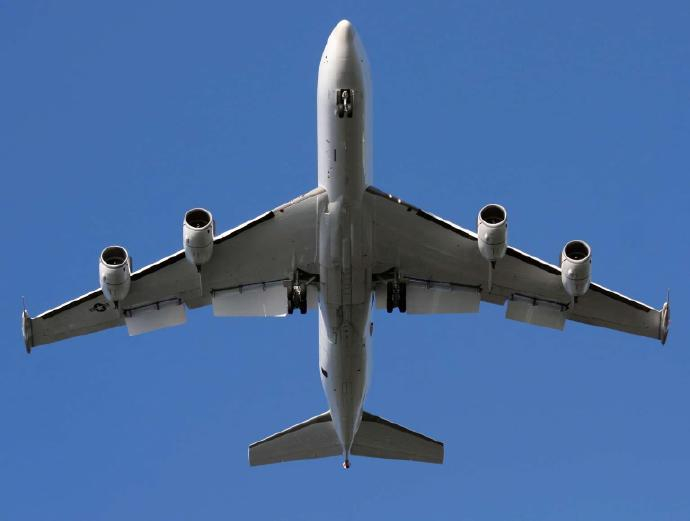 军事ai新视野 E-6“水星”通信中继机E-6“水星”（Mercury）是波音公