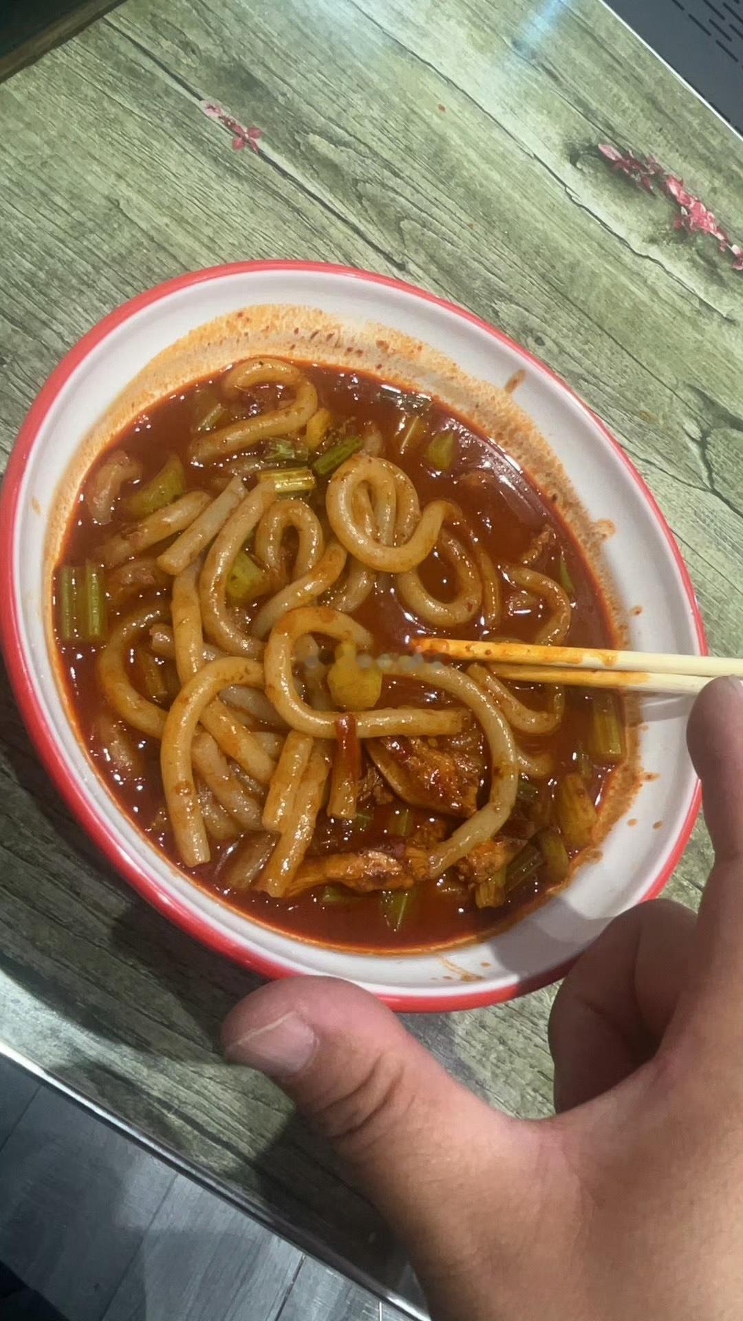 阿克苏的米粉惊到我了