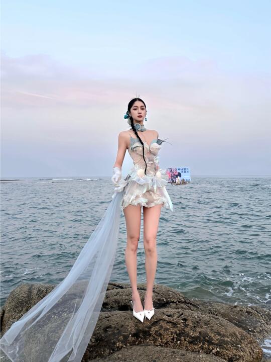 海浪是我的裙摆