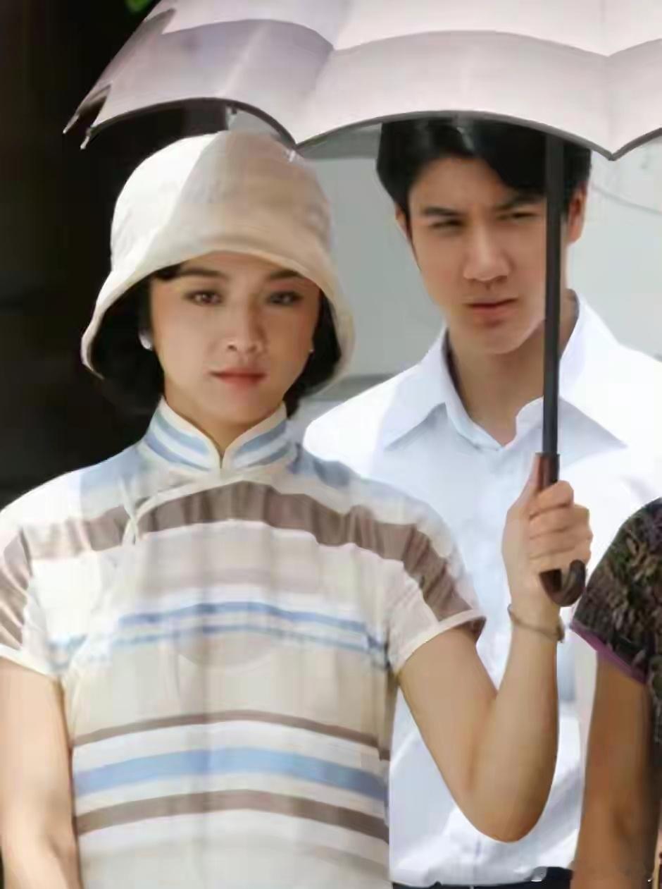 王力宏恭喜汤唯怀二胎戏内的感情延伸到戏外 写一首歌吧汤唯确认怀二胎